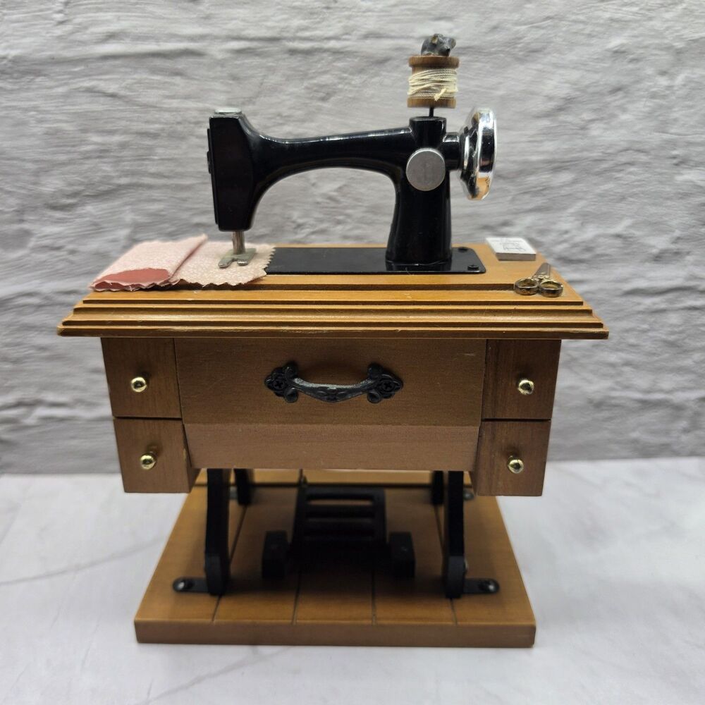Vintage Berkeley Design Sewing Machine Music Box Plays Buttons And Bows Works